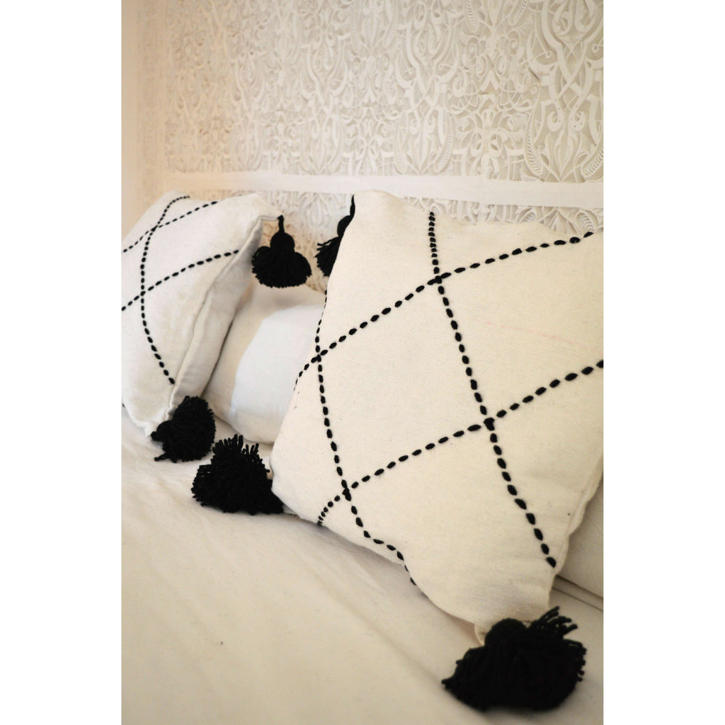 Black & White Beni Ourain Style Moroccan Handwoven Bed-End Cover Blanket,Black & White Beni Ourain Style Moroccan Handwoven Bed-End Cover Blanket