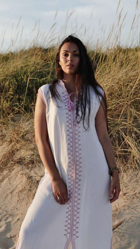White & Pink Zigzag Boho Kaftan Caftan Loungewear - Moroccan Kaftan,White & Pink Zigzag Boho Kaftan Caftan Loungewear - Moroccan Kaftan