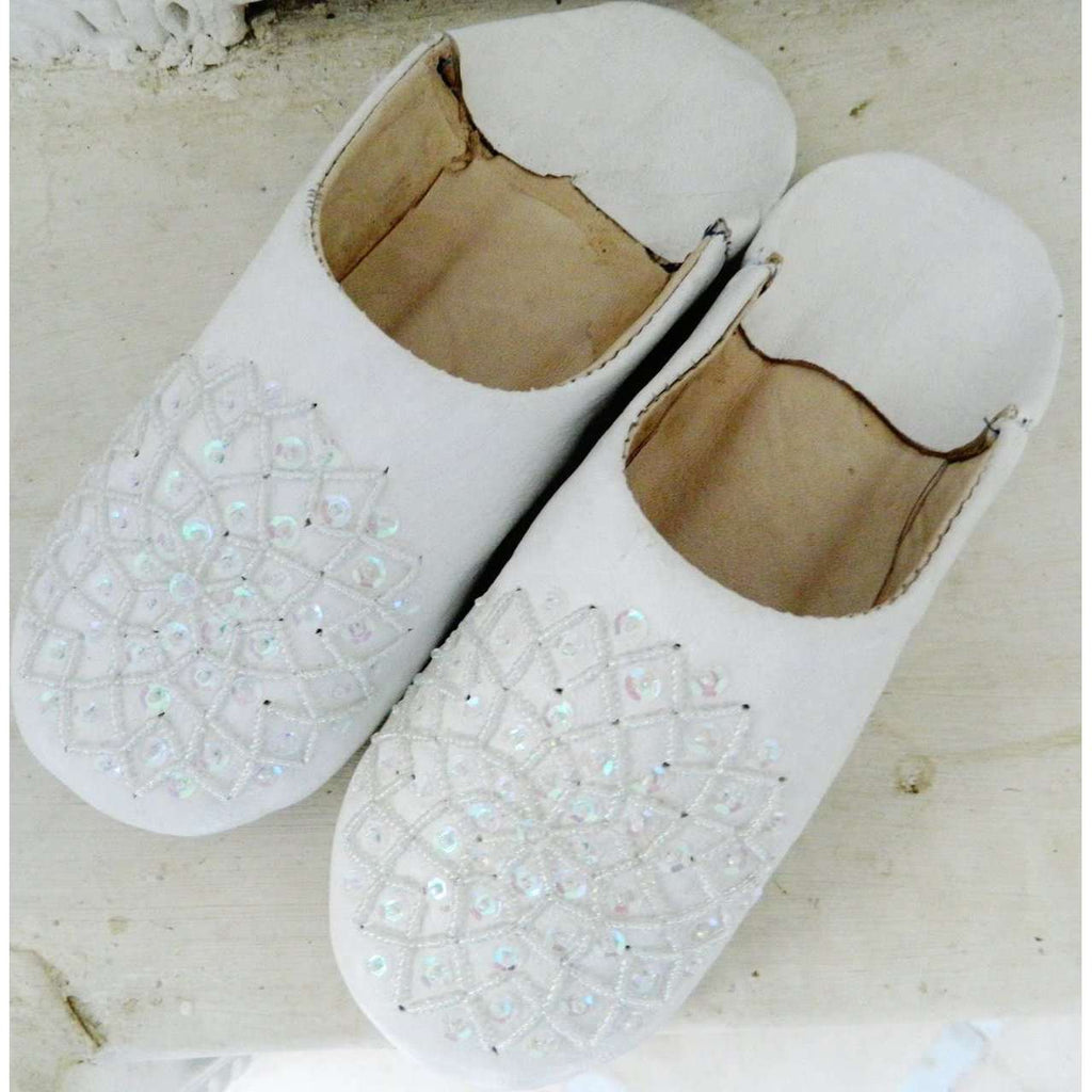 White Moroccan Les Etolie Babouche Slippers - Maison De Marrakech