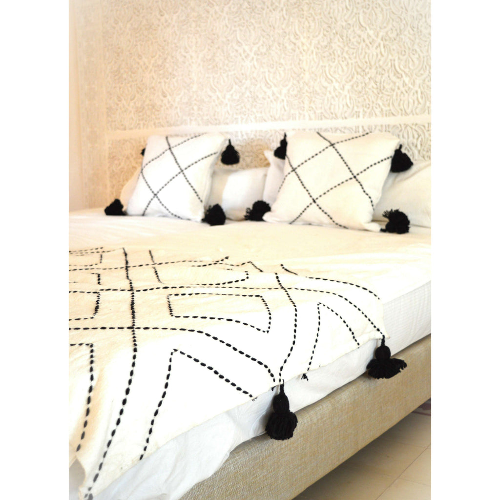 White & Black Beni Ourain Style Moroccan Cushion Pillow Cover,White & Black Beni Ourain Style Moroccan Cushion Pillow Cover