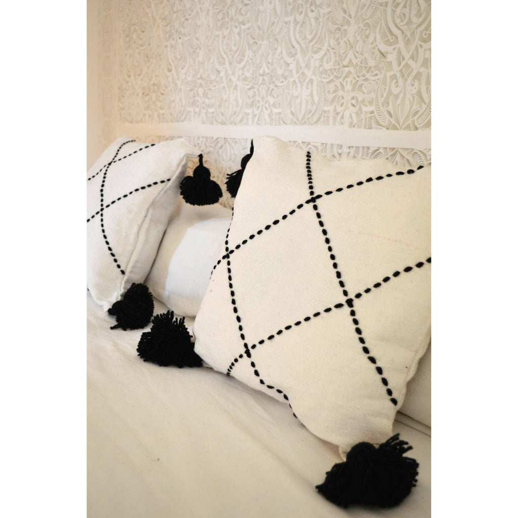White & Black Beni Ourain Style Moroccan Cushion Pillow Cover