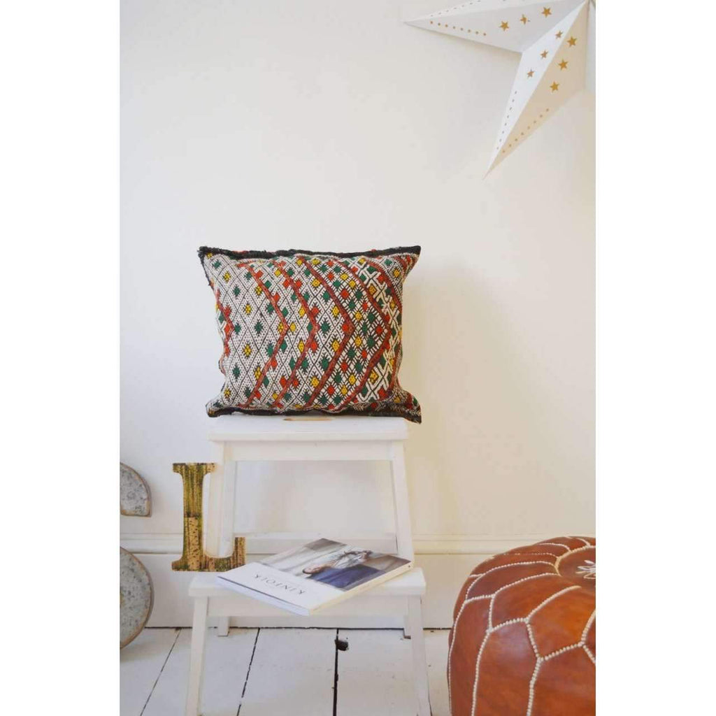 Berber Pattern Kilim Cushions-lumbar, vintage cushions No. 36 - Maison De Marrakech