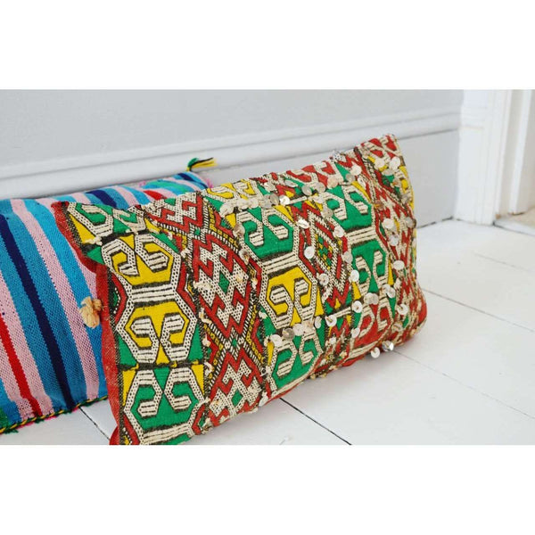 Berber Pattern Kilim Cushions-lumbar, vintage cushions No. 5 - Maison De Marrakech