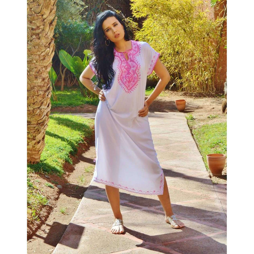 White Resort Marwa Lounge Wear Caftan Kaftan with Pink Embroidery