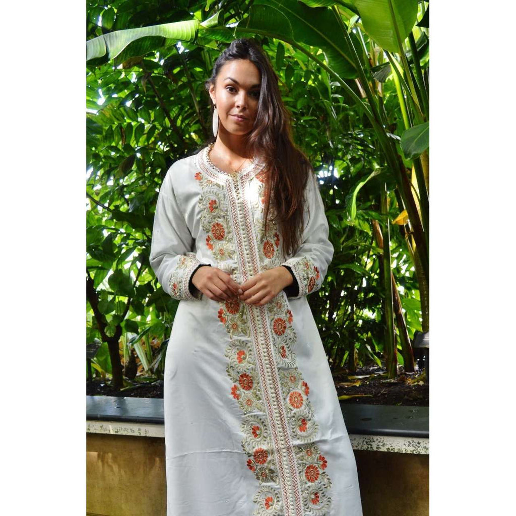 White Floral Moroccan Takchita Party Kaftan-Flora Style - Maison De Marrakech