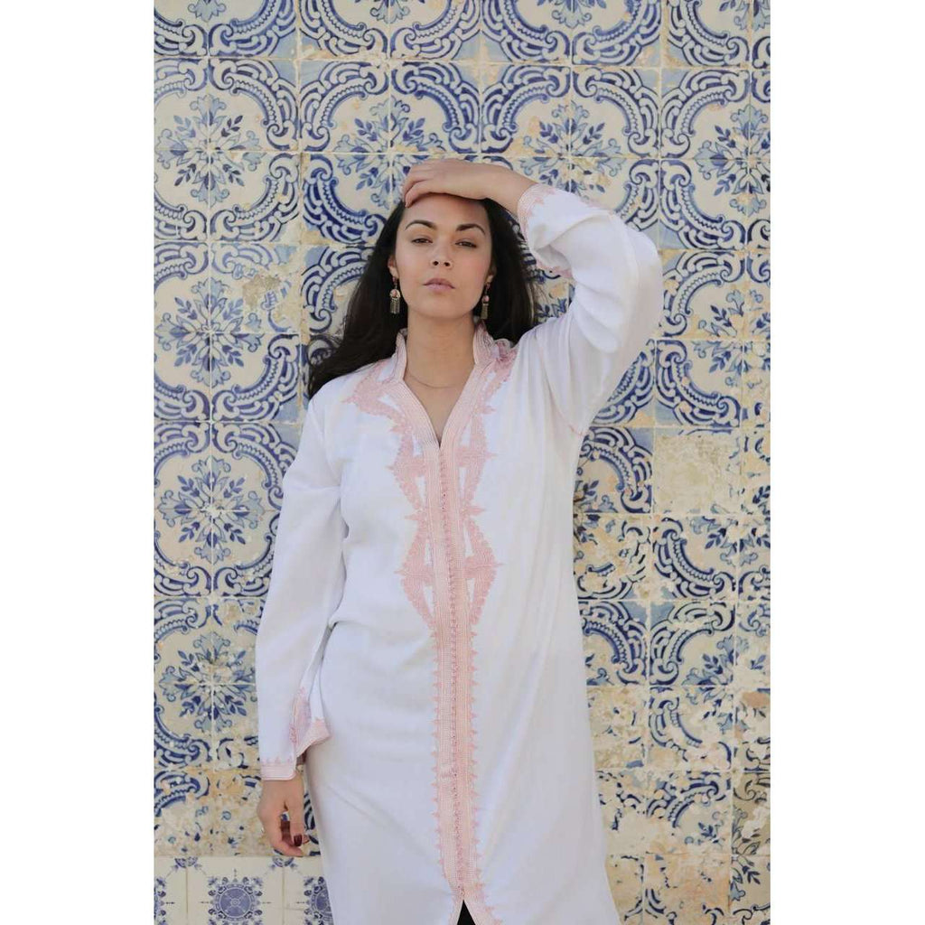 White Kaftan Warda Style - Moroccan Kaftan - Maison De Marrakech